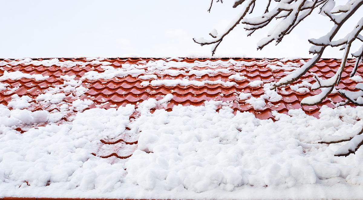 winter-roof-maintenance-protect-your-NC-home-from-ice-and-snow-damage - Northwest Roofing